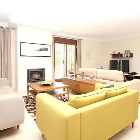 Willa La Cala Golf Stunning Views And Heated Pool Malaga